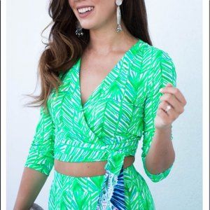 Lilly Pulitzer Ruari Toucan Green Costa Verde Elephant Crop Wrap Top Tropical